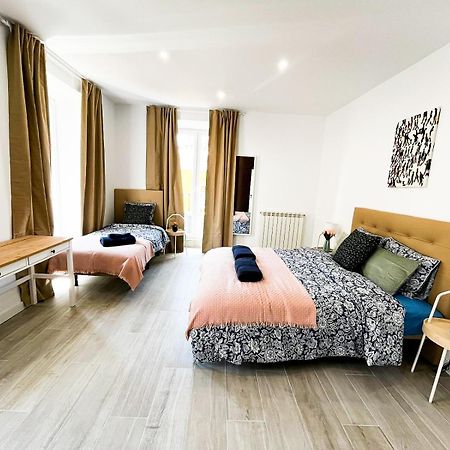 Madrid Private Rooms - Ferrer Luaran gambar