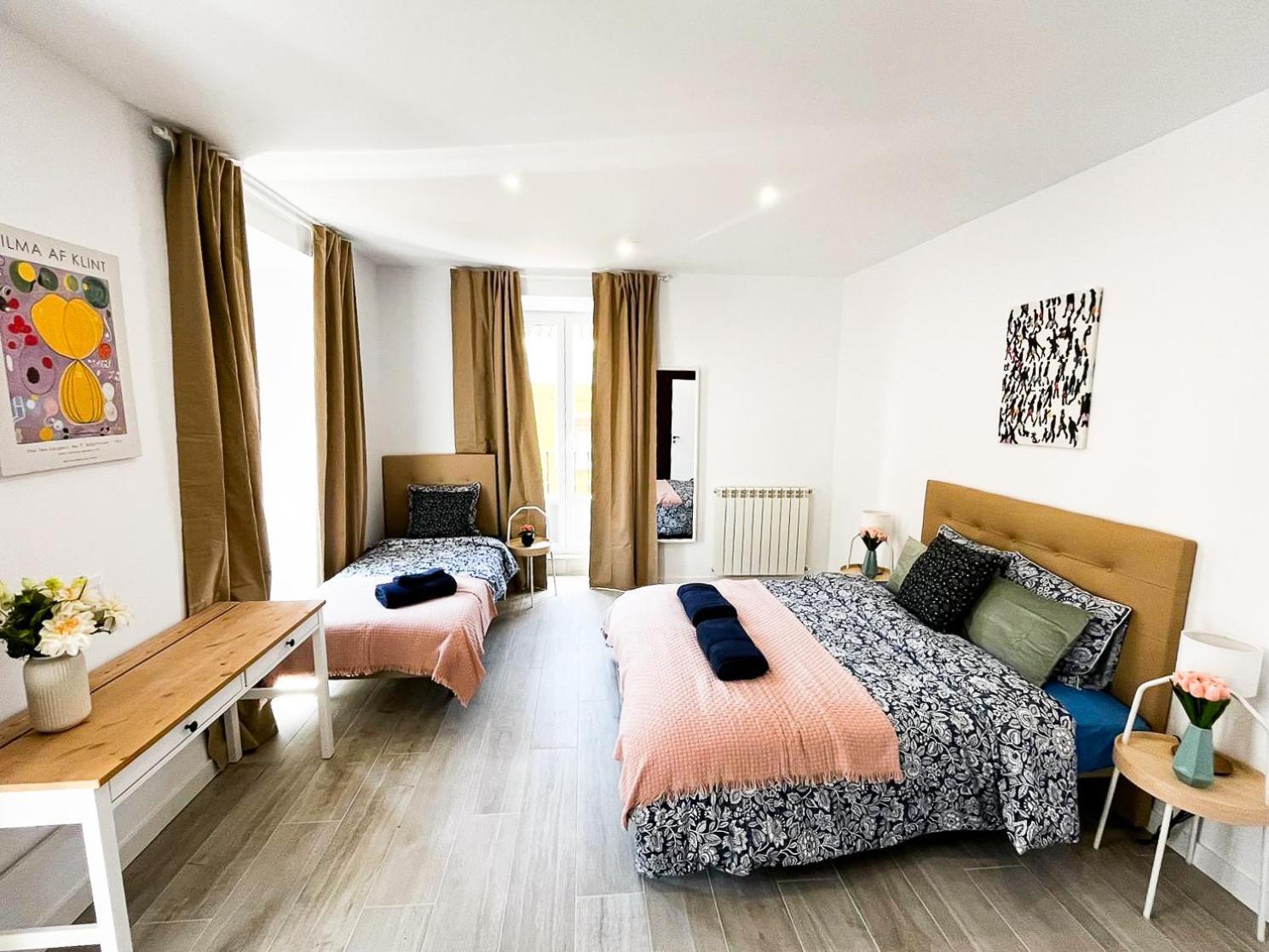 Madrid Private Rooms - Ferrer Luaran gambar